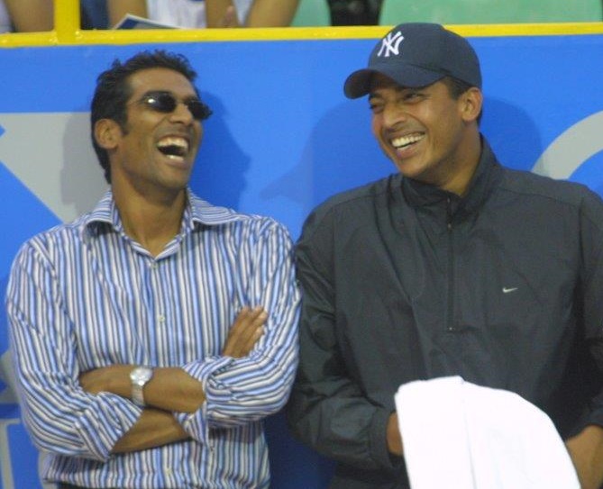 Sharing a lighter moment with tennis star, Mahesh Bhupathi, during Chennai Open 